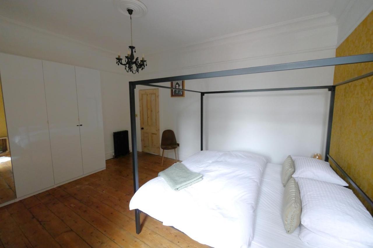 Quirky Spacious Ground Floor Victorian Garden Flat Γουόρδινγκ Εξωτερικό φωτογραφία