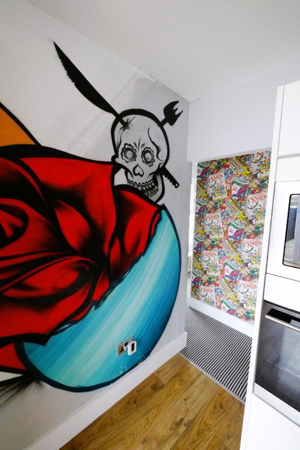 Quirky Spacious Ground Floor Victorian Garden Flat Γουόρδινγκ Εξωτερικό φωτογραφία